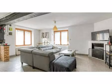 vente maison à montfort-le-gesnois (72450) : à vendre / 72m² montfort-le-gesnois