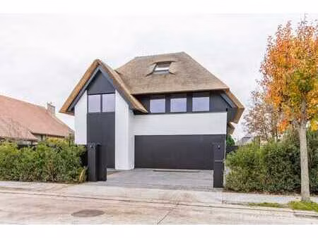 à louer : villa de construction récente et élégante de 2021