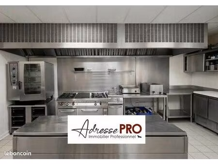 local restaurant 350 m²