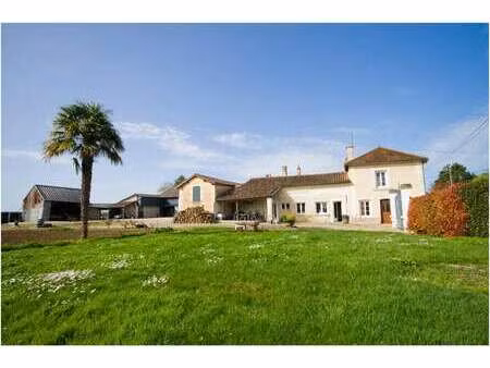 vente maison à jaunay-marigny (86130) : à vendre / 180m² jaunay-marigny