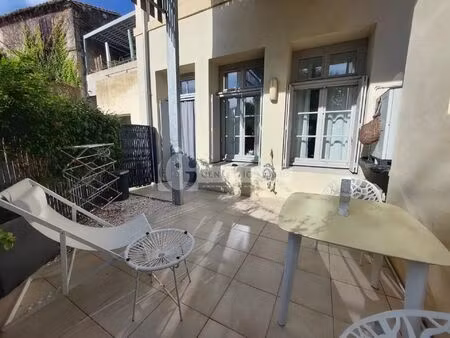 location appartement 2 pièces 55 m² à fontvieille (13990)