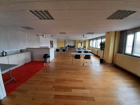 exclusivité eol - à vendre : bureaux de 536 m² avec parkings  situés au pied de la gare de