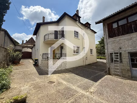 vente maison 12 pièces 288 m² orthez (64300)