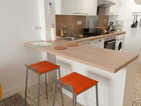 loc à l'année t1 meublé et équipé  centre vieux gruissan