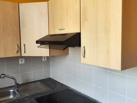 studio spacieux 330- sillé-le-guillaume