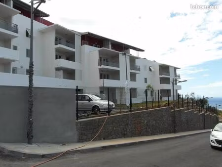 agréable t2 colline des camelias