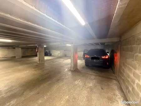 location parking paris 15ème (75015) 100e/mois hors charge
