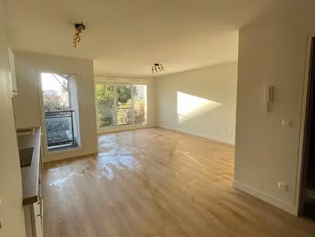 location appartement 2 pièces 54 m² à la garenne-colombes (92250)