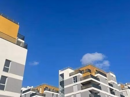 location appartement 3 pièces 58 m² à rueil-malmaison (92500)