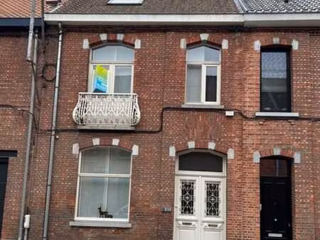 maison agréable avec 2 chambres et jardin à termonde.