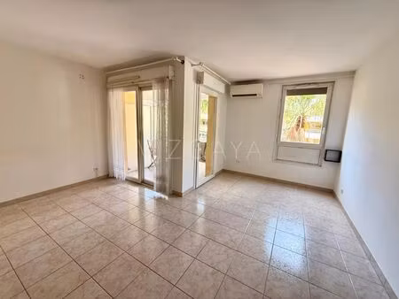 location appartement 1 pièce 30 m² à nice (06300)