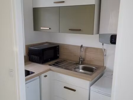 studio 27m2 refait à neuf