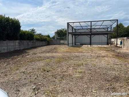 terrain 1200m2 à louer villeurbanne