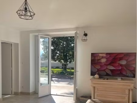 logement t3 meublé avec extérieur