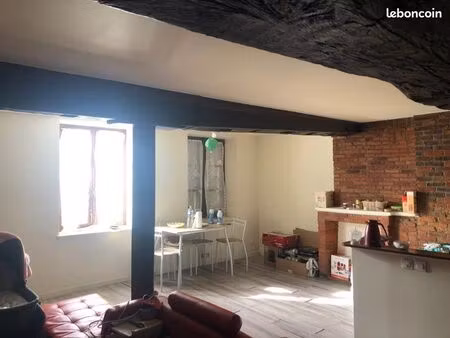 appartement à loué sur sedan 4 etage centre ville