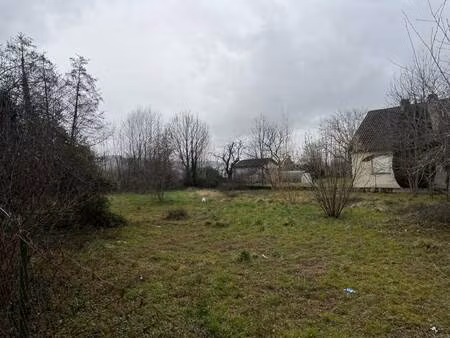 terrain constructible viabilisé à vendre