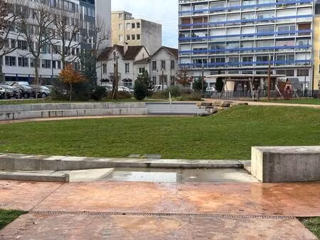 local commercial à louer