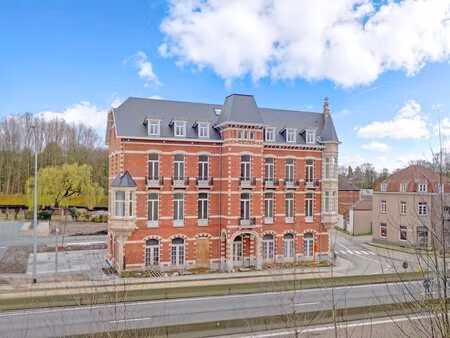 espace commercial dans le prestigieux château prince léopold