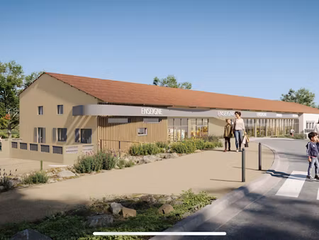 location locaux professionnels 310 m² à miramas (13140)  9 972 €