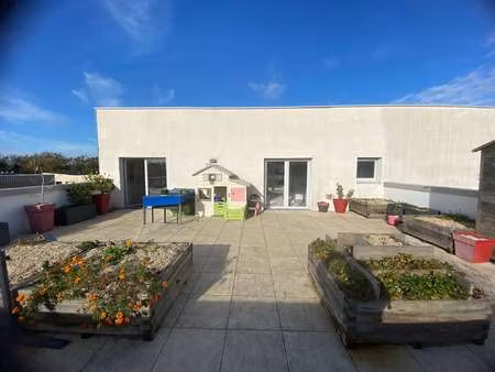 vente appartement 4 pièces à saint-herblain bourg-solvardière-pelousière (44800) : à vendr