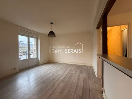 appartement conde sur noireau 3 pièce(s)