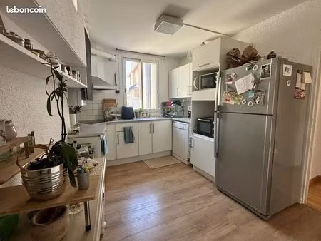 appartement 3 pièces 142 m²