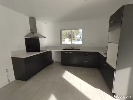 maison récente de plain-pied de 96m2 à bozouls