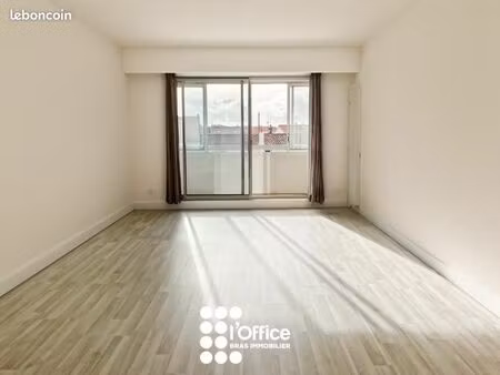 appartement 2 pièces 61 m²