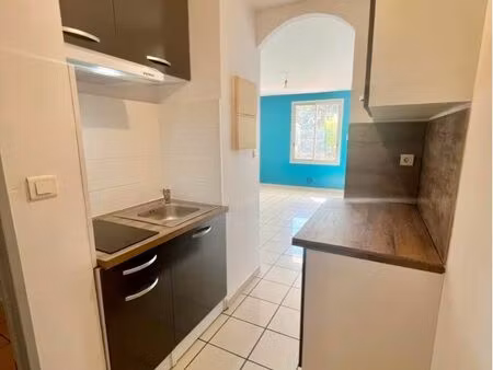 studio 26m2 comme neuf