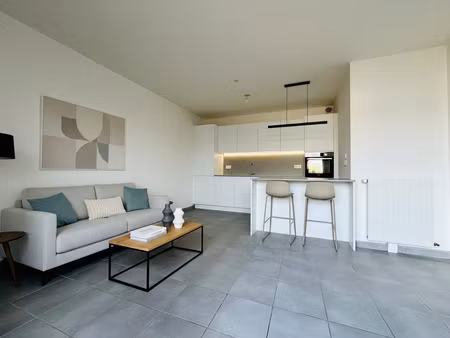 appartement la chapelle sur erdre 2 pièces 41 m2  balcon  place de stationnement  local vé