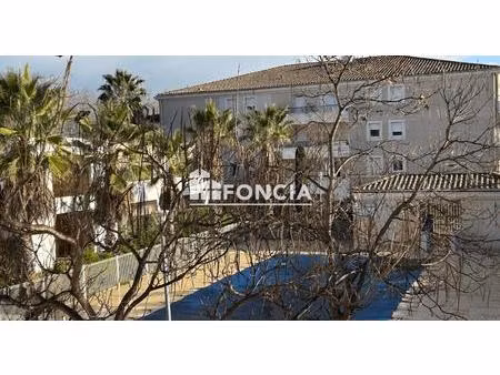 le luc - agréable copropriété semi-récente proches des commodités  pour un investissement 