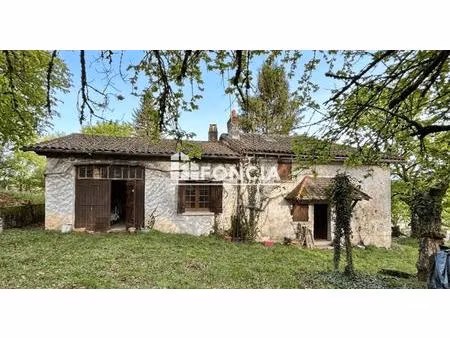 propriété de caractère avec maison a rénover et dépendance sur vaste terrain !