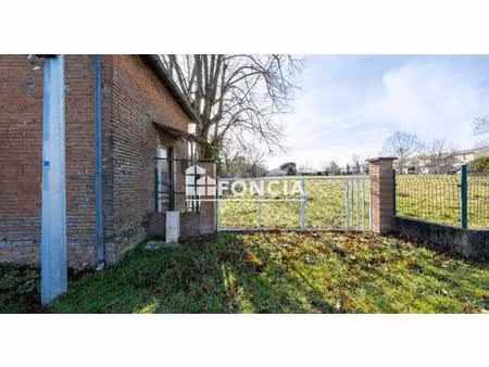 rieumes: terrain constructible proche centre