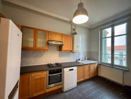 appartement 3 pièces - rue victor juge nice