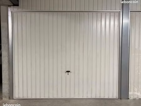 garage / box ferme 11 5m2 en sous-sol sécurisé vieille chapelle bd des amis