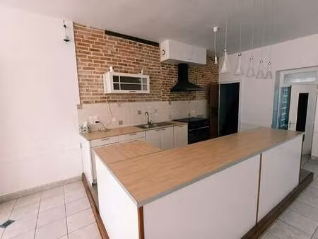 vente maison à vallon-sur-gée (72540) : à vendre / 160m² vallon-sur-gée