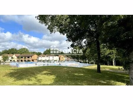 appartement 2 à 4 couchages dans une residence avec piscine