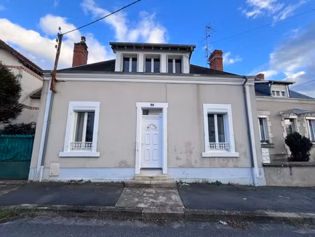 vente maison 4 pièces 91 m² à vierzon (18100)  81 844 €