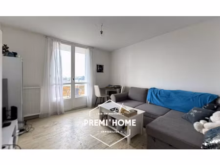 t2 proche gare routière  autoroute et commerces résidence