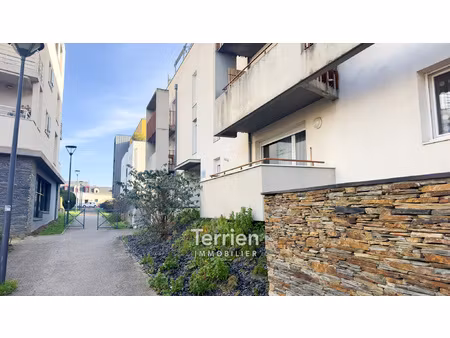 appartement trois pièces bien agencé.