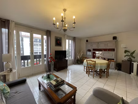 perpignan sud - f3/4 au 2et bien entretenu et ensoleille