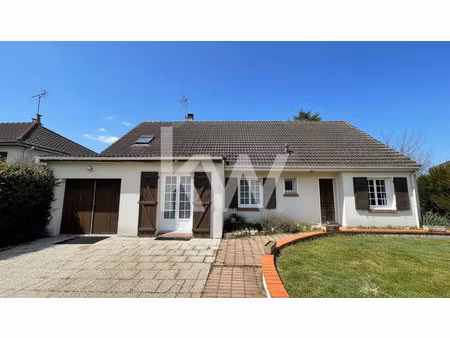 maison familiale au calme  aux portes d'orléans