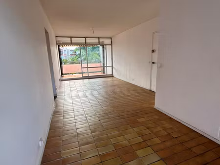 appartement 4 pieces aux abymes