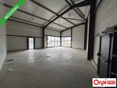 local commercial a louer