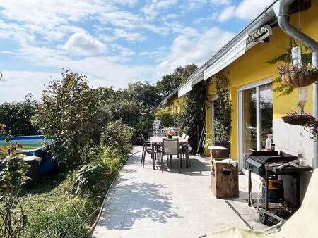 maison passive avec panorama sur les pyrenees