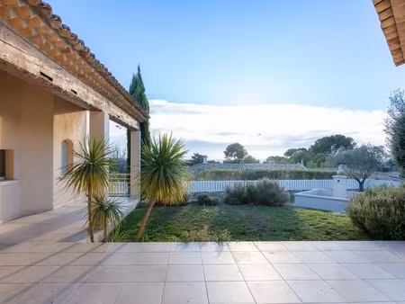 bâtisse de standing à aix-en-provence