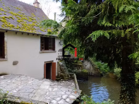 vente maison 5 pièces 94 m² à saint-bonnet-tronçais (03360)  83 800 €