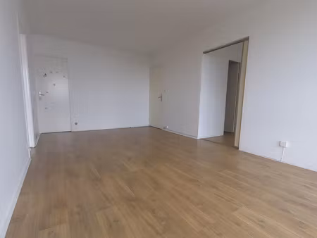 t4 81.36m²- balcon+pkg- merignac