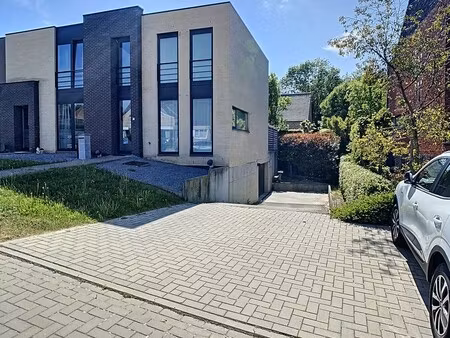 huis te huur in borgloon met 3 slaapkamers
