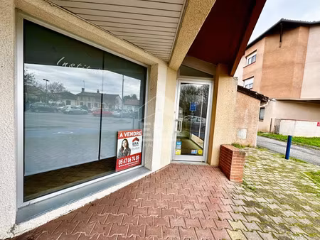 local commercial 0 pièces 74 m² à vendre / acheter castelginest 31780 ? | era immobilier